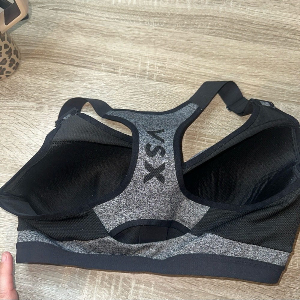 Victoria’s Secret Vsx Sports Bra Size 36DD heathered Grey Color - Picture 7 of 10